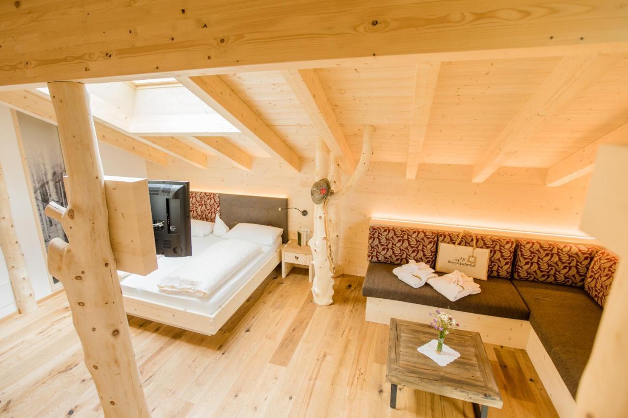 Hotel Kompatscherhof Luson Extérieur photo